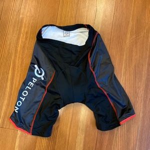 Men’s Peloton cycling shorts